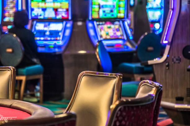 Hand settlement and chip distribution
