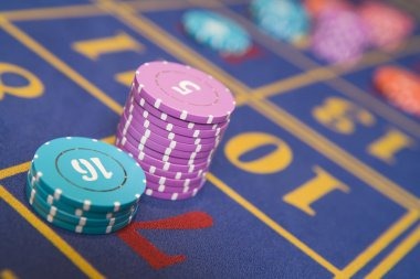 The Dog House cascading reel slot game on ledak188